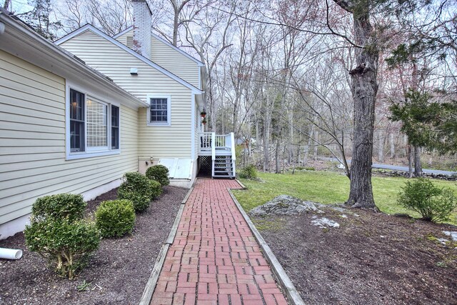 1 Graystone Ln, Weston, CT 06880 - view of grassy yard