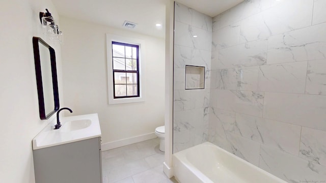 101 Parade Hill Rd, New Canaan, CT 06840 - full bathroom with vanity, visible vents, toilet, shower / bathing tub combination, and baseboards
