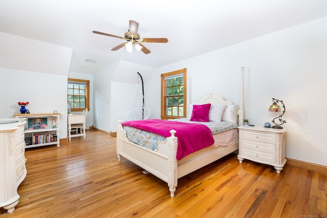 40 Old Bridge Rd, Brookfield, CT 06804 - bedroom featuring light wood-style floors, baseboards, visible vents, and a ceiling fan