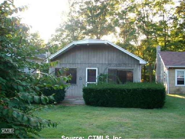 203 Lee Farm Dr, Southbury, CT 06488 - photo 1