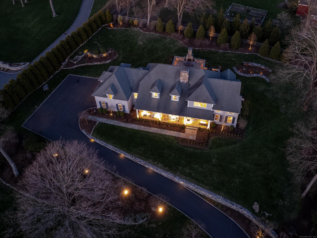 16 Shadow Ln, Ridgefield, CT 06877 - birds eye view of property