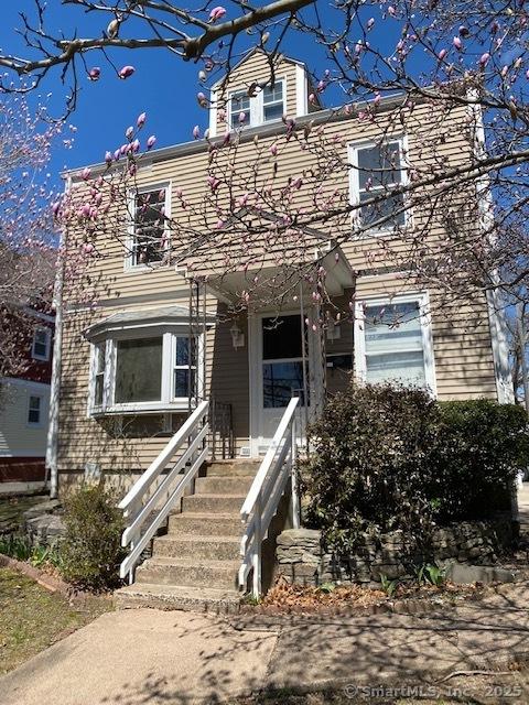 854 Burnside Ave, East Hartford, CT 06108 - view of front of home
