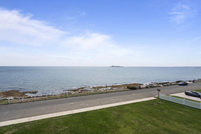 87 Trumbull Ave Apt 5, Milford, CT 06460 - photo 6