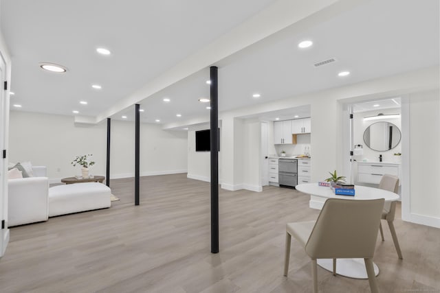 35 Bayberry Ln, Guilford, CT 06437 - finished below grade area featuring recessed lighting, baseboards, visible vents, and light wood-type flooring