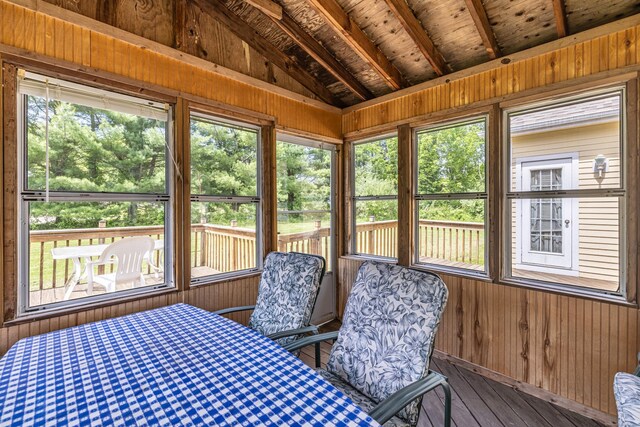 14 Fieldstone Dr, Mansfield, CT 06268 - sunroom / solarium featuring vaulted ceiling and healthy amount of natural light