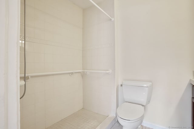 95 Audubon St Unit 222Aka 24, New Haven, CT 06510 - full bathroom featuring toilet and a shower stall