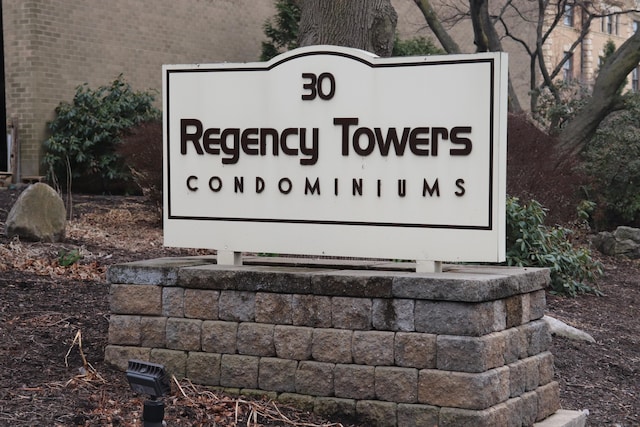 30 Woodland St Unit 5B, Hartford, CT 06105 - view of community sign