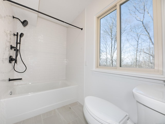 170 Barker Hill Dr, Guilford, CT 06437 - full bath with shower / bathtub combination and plenty of natural light