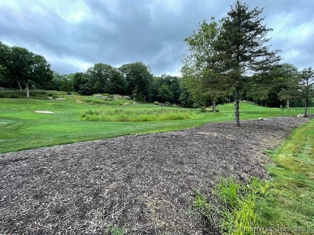 24 Echo Point Rd, Guilford, CT 06437 - surrounding community featuring a lawn