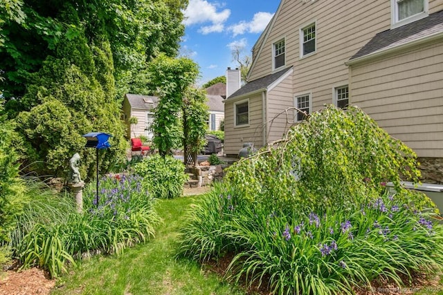 15 Devonshire Dr, Darien, CT 06820 - view of yard