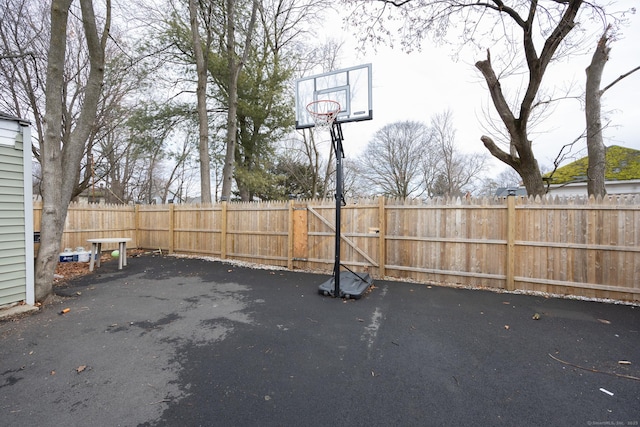 87 Englewood Ave, Waterbury, CT 06705 - view of basketball court featuring fence