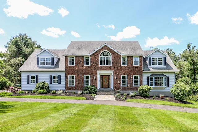 3 Huntington Ln, New Fairfield, CT 06812 - colonial home with a front lawn and roof with shingles