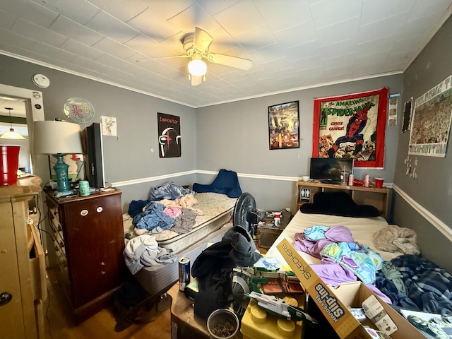 44 Red Bridge Rd, Thompson, CT 06255 - bedroom with crown molding and ceiling fan