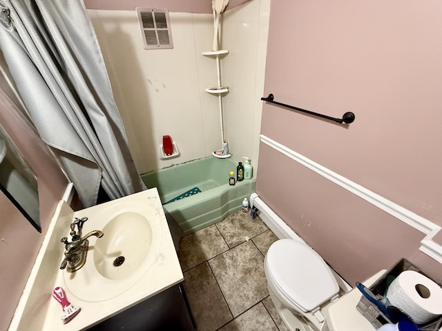 44 Red Bridge Rd, Thompson, CT 06255 - bathroom with tile patterned flooring, shower / tub combo, toilet, and vanity