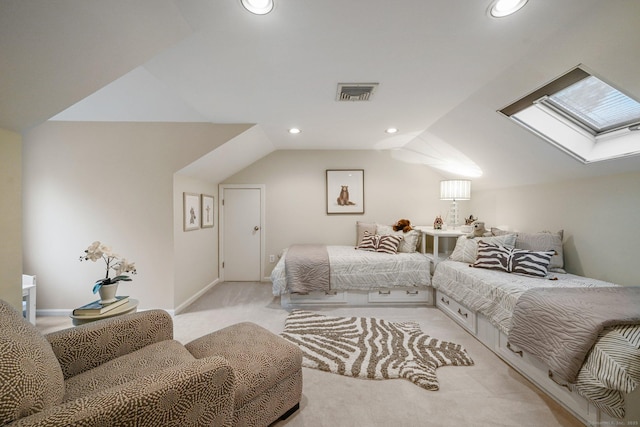 bedroom featuring a skylight, lofted ceiling, light carpet, and recessed lighting