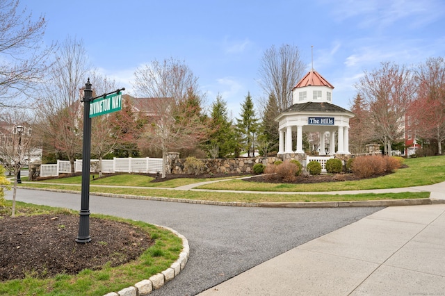 19 Mill Rd Unit 19, Danbury, CT 06810 - view of property's community featuring fence
