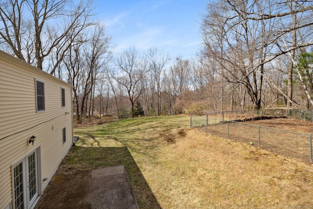 view of yard featuring fence