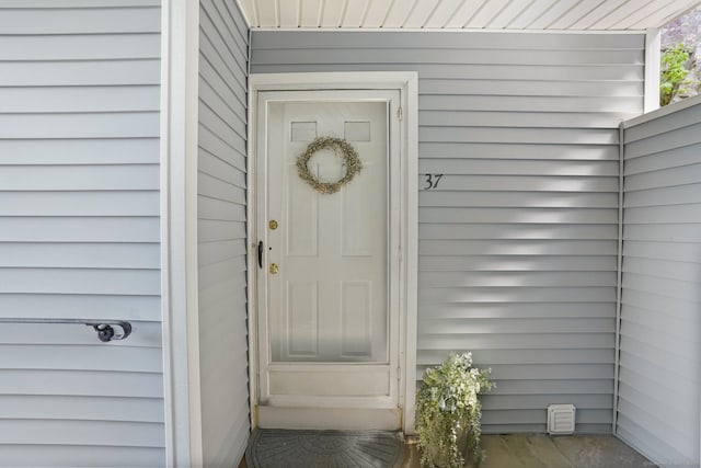 37 Wilton Crst, Wilton, CT 06897 - view of property entrance