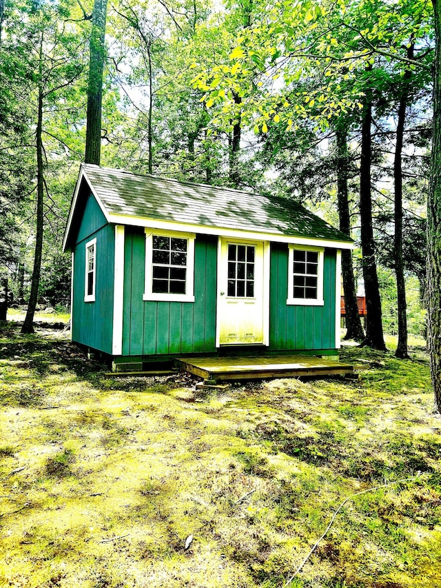 18 Paul St, Danbury, CT 06810 - view of outbuilding