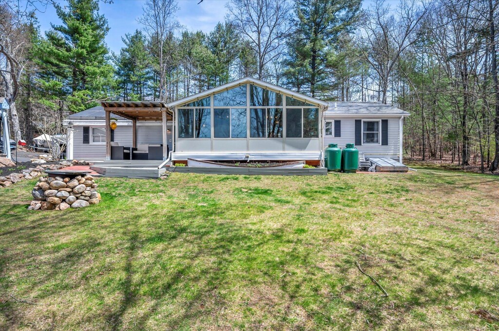 447 Stafford Rd, Mansfield, CT 06250 - photo 1