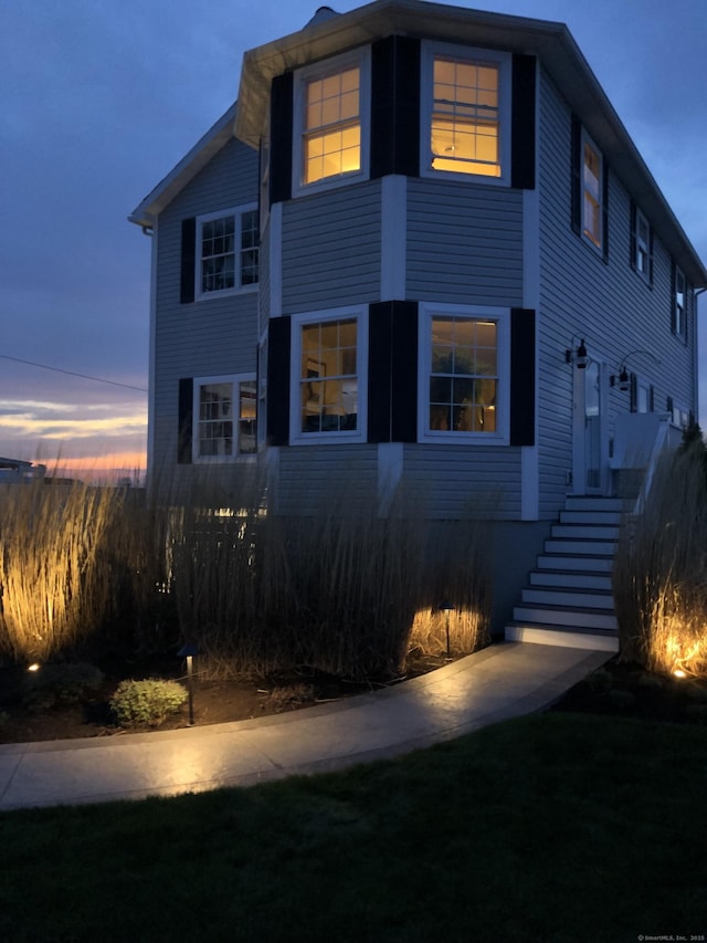 15 Buckingham Ave, Old Saybrook, CT 06475 - view of front facade