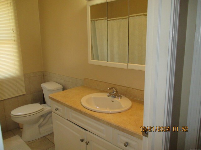 84 Deerfield Ave, Waterbury, CT 06708 - photo 18