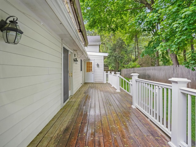 8 Argentine Way, Norwalk, CT 06850 - wooden deck with fence