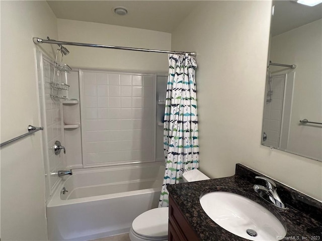 21 Old Oak Dr Unit 21, Brookfield, CT 06804 - full bathroom featuring shower / tub combo, vanity, and toilet