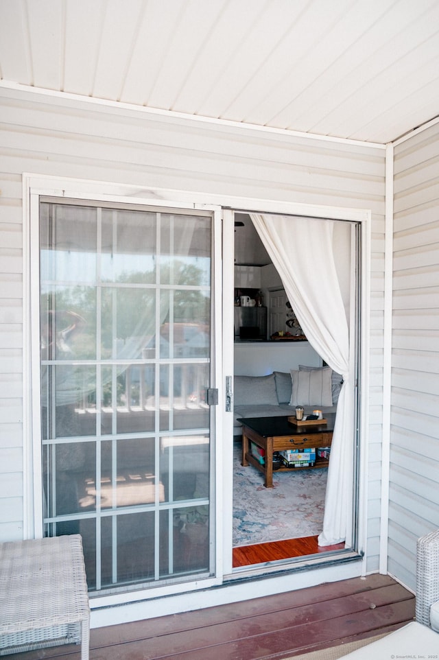 15 Forest Glen Cir Unit 19, Middletown, CT 06419 - view of doorway to property