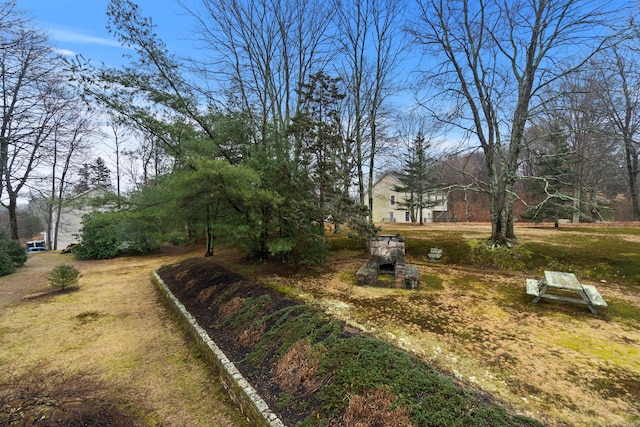 197 Norwich New London Tpke, Montville, CT 06382 - view of yard