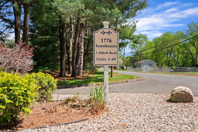 1 Abbott Rd Unit 32, Ellington, CT 06029 - community sign featuring fence