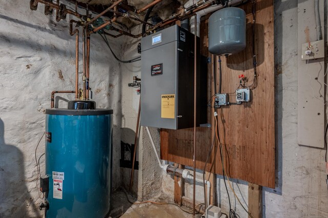 98 Aetna Ave, Torrington, CT 06790 - utility room with water heater