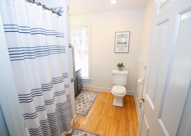 6 Rogers Dr, Stonington, CT 06355 - bathroom with baseboards, hardwood / wood-style floors, toilet, recessed lighting, and a shower with shower curtain