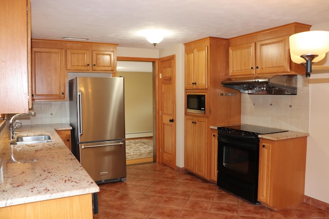 1 Sunrise Cir, Enfield, CT 06082 - kitchen featuring freestanding refrigerator, electric range, ventilation hood, a sink, and built in microwave