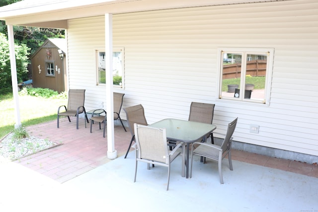 1 Sunrise Cir, Enfield, CT 06082 - view of patio featuring outdoor dining space