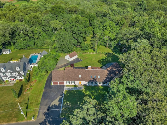 15 Briarwood Dr, Guilford, CT 06437 - aerial view of a heavily wooded area