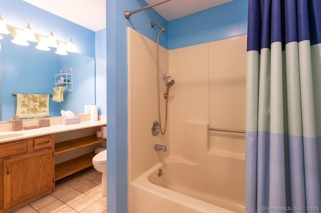443 Lakeview Dr Unit 443, Southington, CT 06489 - bathroom with tile patterned flooring, toilet, vanity, and shower / bath combo