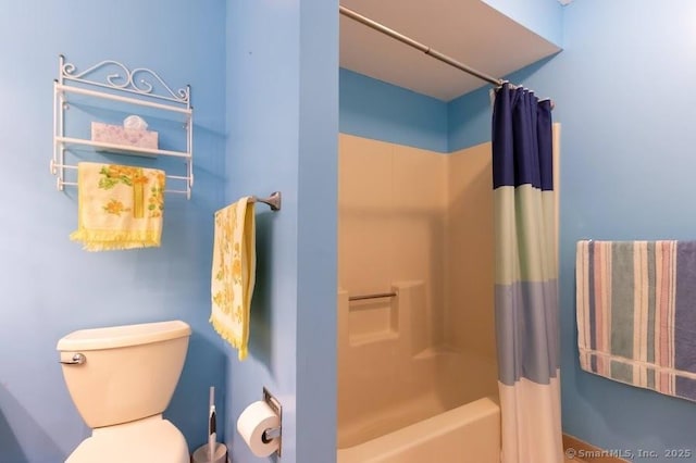 443 Lakeview Dr Unit 443, Southington, CT 06489 - full bathroom with toilet and shower / tub combo with curtain