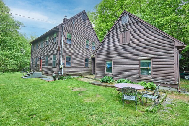 581 Oxford Rd, Oxford, CT 06478 - photo 2