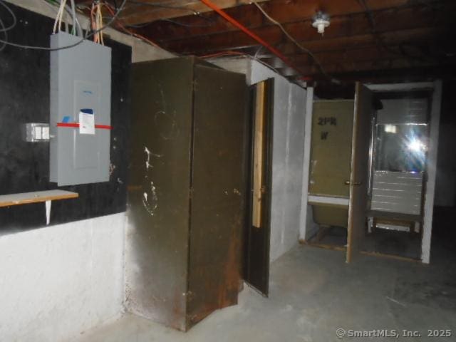 35 Greenhouse Blvd, West Hartford, CT 06110 - unfinished below grade area with electric panel