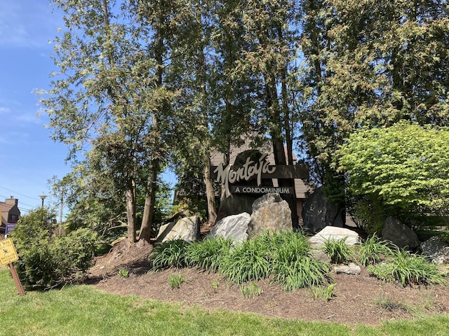 41 Montoya Dr Unit 41, Branford, CT 06405 - view of community sign