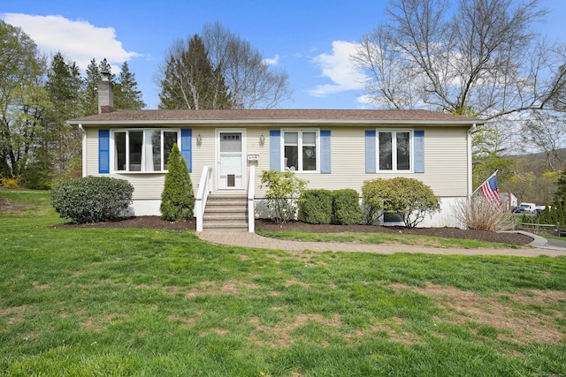 2 Goodhill Rd, New Milford, CT 06776 - single story home with a chimney and a front lawn