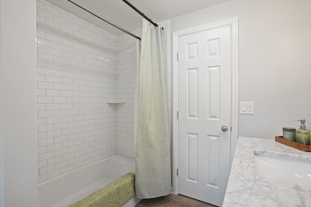 2 Goodhill Rd, New Milford, CT 06776 - bathroom featuring shower / tub combo with curtain