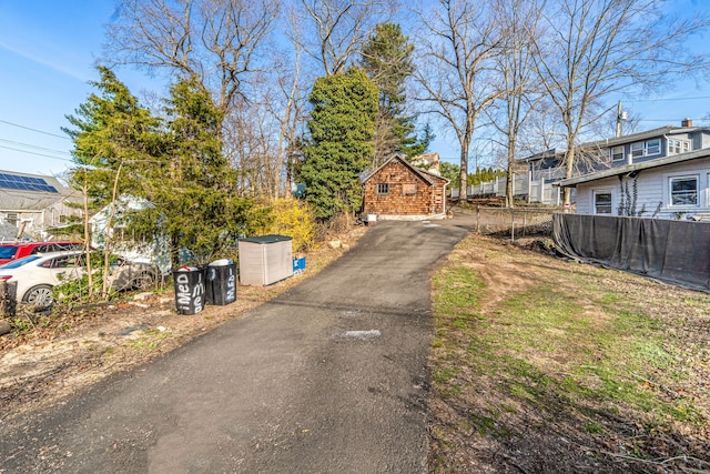 view of road featuring a residential view