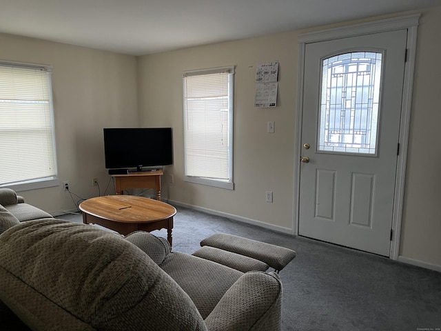 21-23 Elm St, Derby, CT 06418 - living area featuring baseboards and carpet