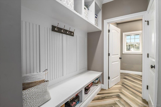 mudroom featuring baseboards