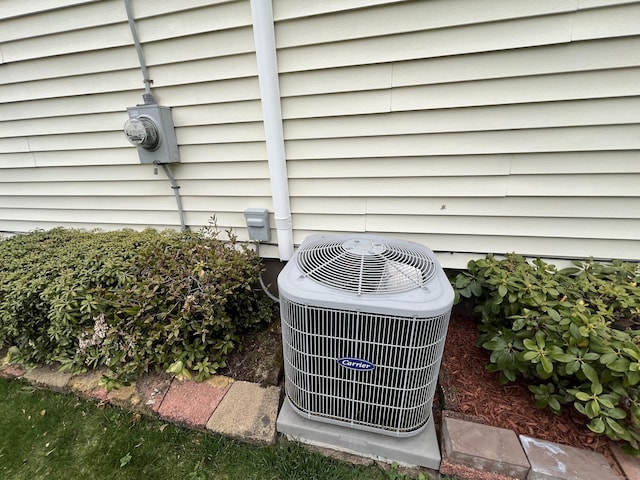 31 Mountain View Dr, Rocky Hill, CT 06067 - exterior view of a cooling unit and electric meter
