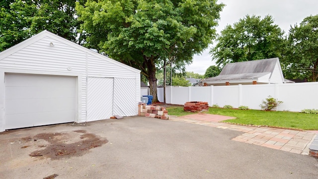 8 Kent St, Plainville, CT 06062 - garage featuring driveway