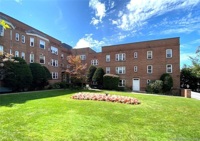 70 Strawberry Hill Ave Apt 3-2A, Stamford, CT 06902 - view of property