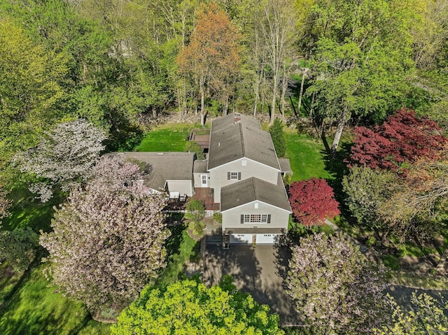 44 Buckingham Ridge Rd, Wilton, CT 06897 - aerial view of property and surrounding area featuring a heavily wooded area